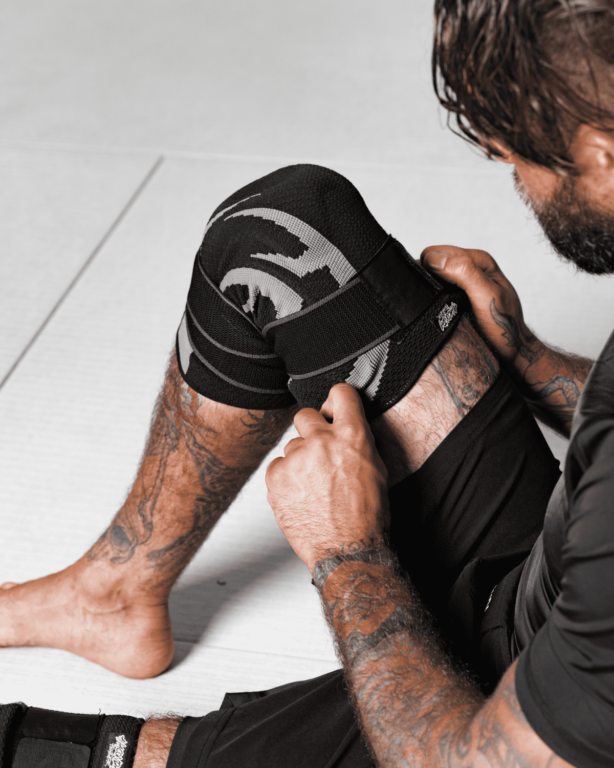 Anaconda Knee Brace.